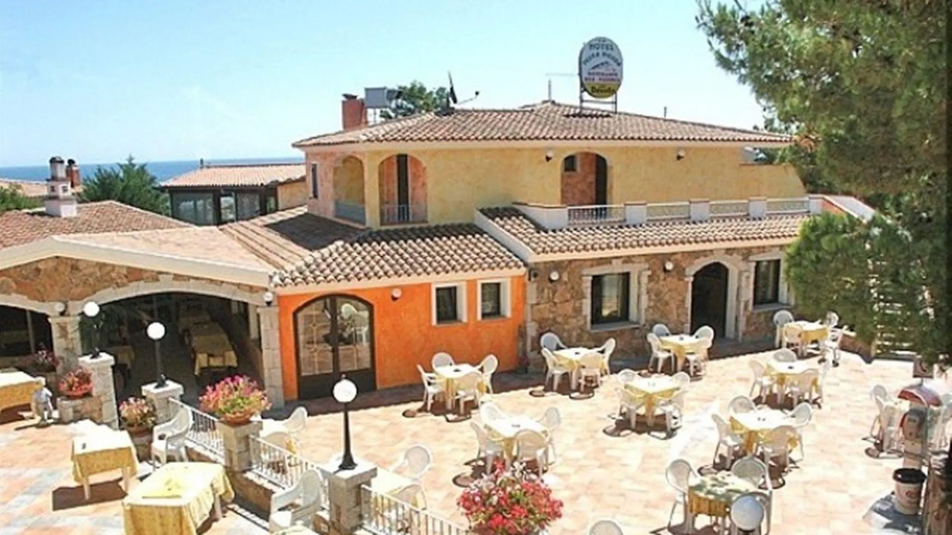 Hotel Pedra Niedda Budoni 3*,
