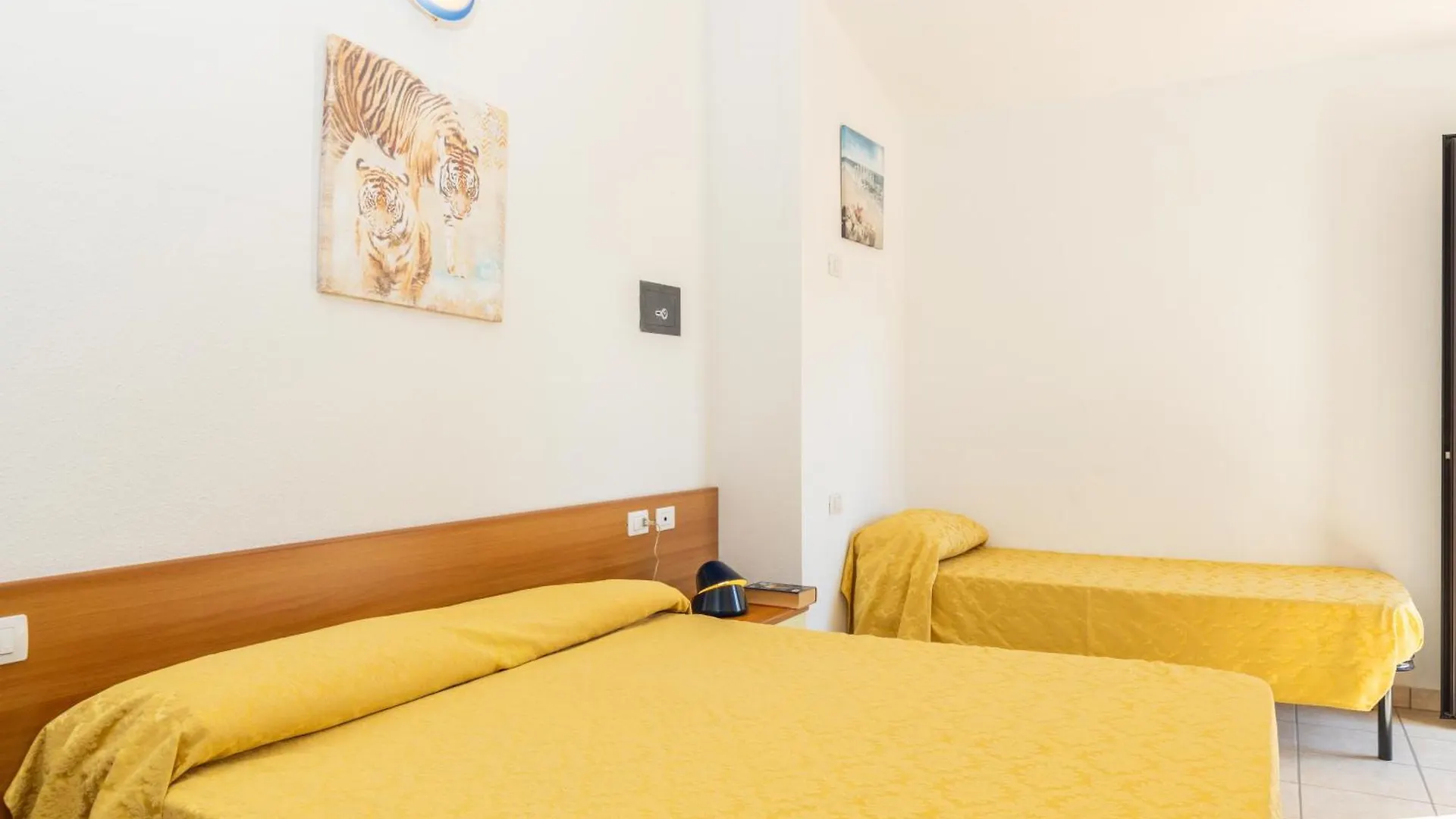 Hotel Pedra Niedda Будони
