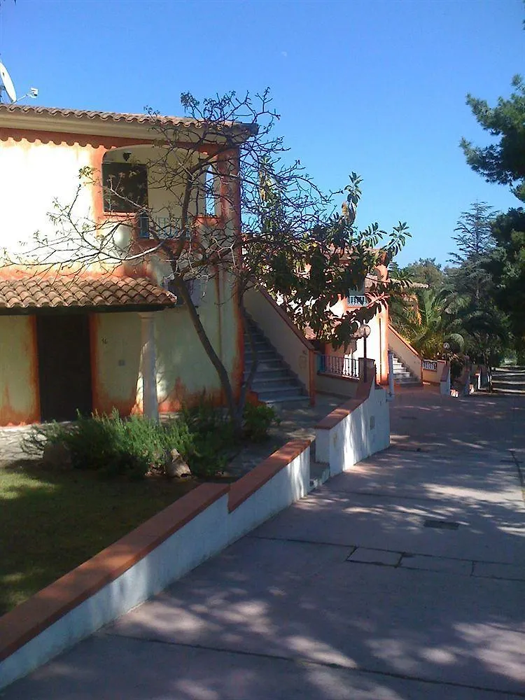 Hotel Pedra Niedda Будони