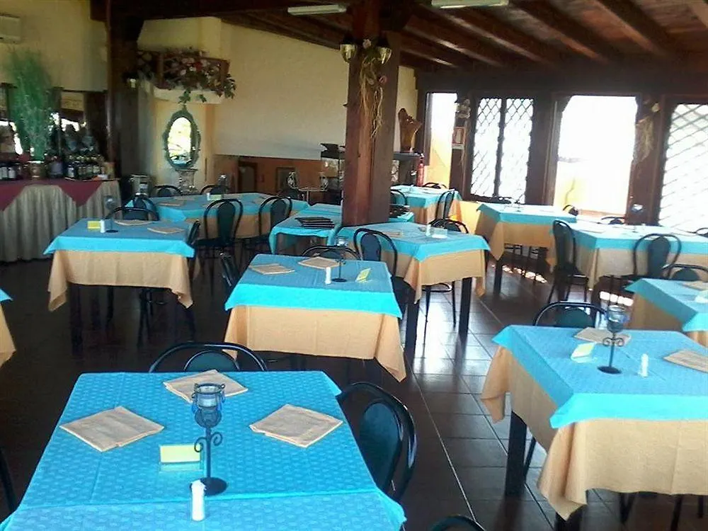 ***  Hotel Pedra Niedda Будони Италия